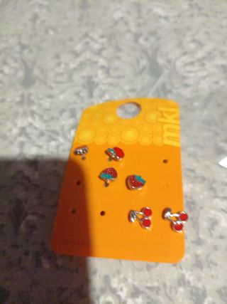 Pendientes fruta niña - rojos, plata