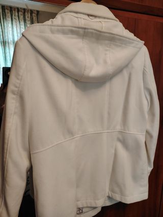 Chaqueta blanca de paño de mujer