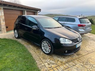Volkswagen Golf 2004