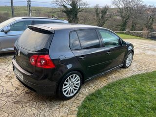 Volkswagen Golf 2004