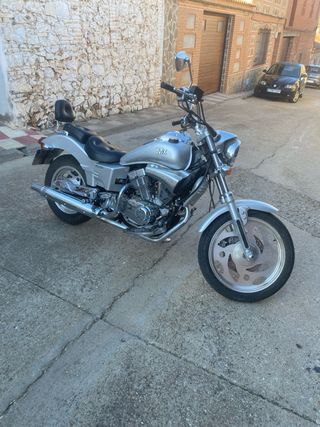 Moto custom 250cc