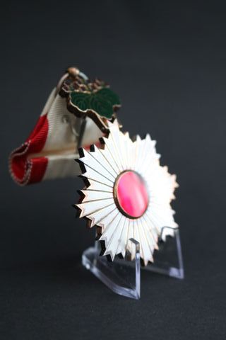 Medalla Japonesa Orden Sol Naciente 5a clase IIWW