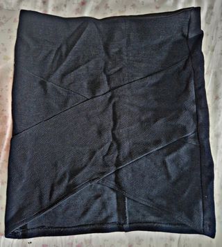 Falda negra cintura alta M