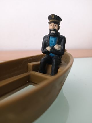 Barco Tintín y Haddock figura 