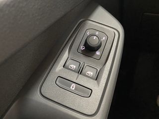 Ford Grand Tourneo Connec Active 2.0D EcoBlue 122C