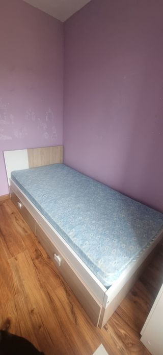 Cama individual con cajones y con colchón