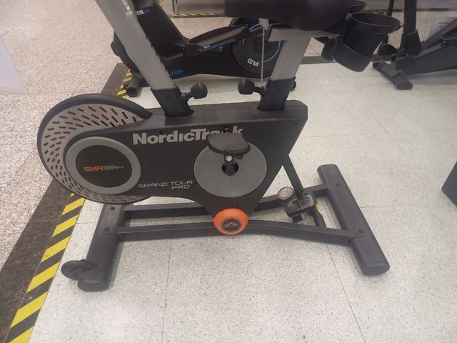 Bicicleta estática NordicTrack Grand Tour
