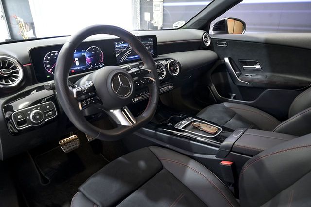 Mercedes Clase A   A 180 d 