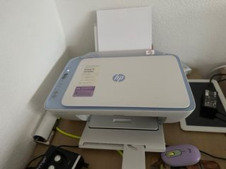 Impresora HP DeskJet compacta