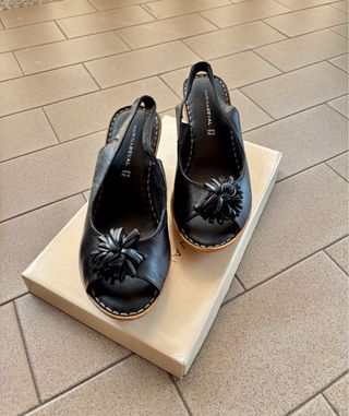 Sandali donna con zeppa neri in pelle