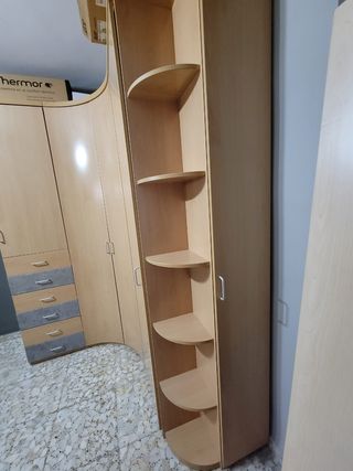 Armario esquineroo beige - madera