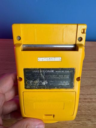 Game Boy Color GBC giallo
