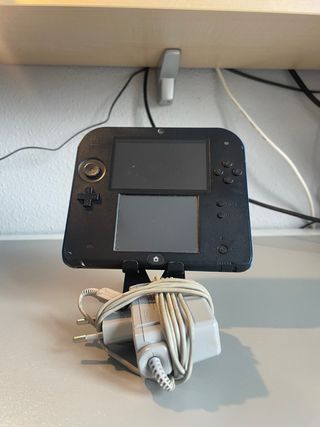 Rilasciato il Nintendo 2DS nero