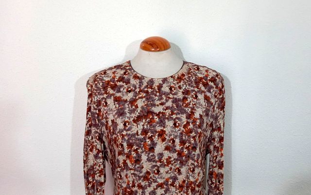 Vestido marrón estampado de H&M