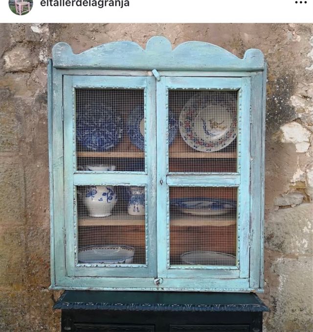 Alacena antigua azul verdosa