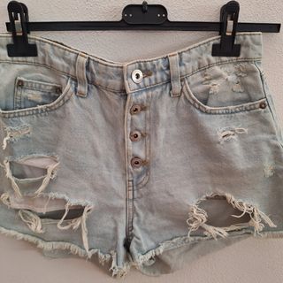 Shorts jeans estivi strappati