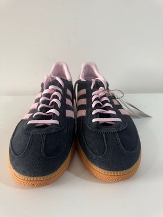 Adidas Handball Spezial - 42 2/3 negras con rosa 