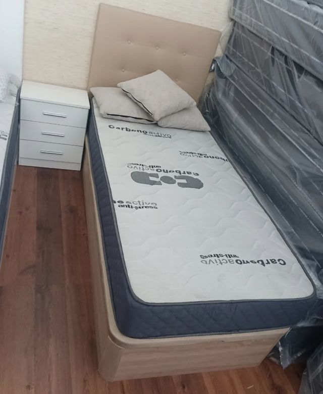 Canape Canape Canape