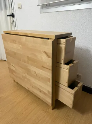 Mesa plegable de madera