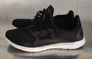 Zapatillas Mustang negras