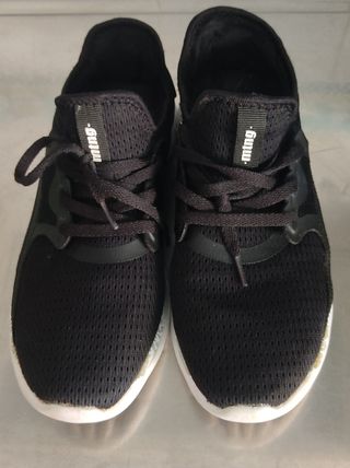 Zapatillas Mustang negras