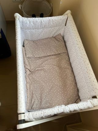 Mini cuna estrellas beige