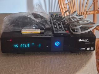 Deco Géant 2500 HD New apto para tv francesa a 5°W
