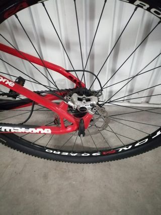 Bicicleta MAC MAHONE 29" Cuadro de carbono. 