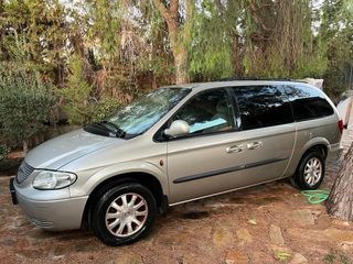 Chrysler Grand Voyager  2.5 CRD 7 PLAZAS