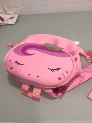 Mochila Unicornio Niña
NUNCA SE HA USADO