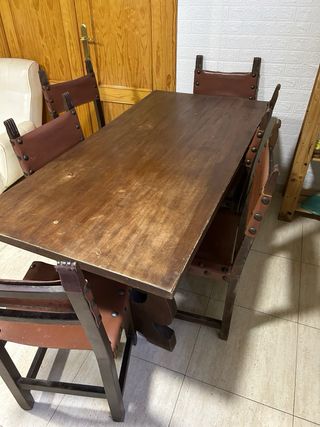 Mesa y 6 sillas estilo rústico vintage