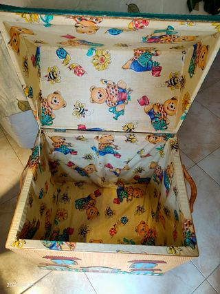 Baúl infantil casa | mimbre
