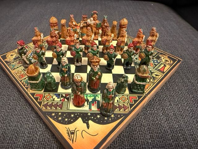 Ajedrez artesanal colombiano