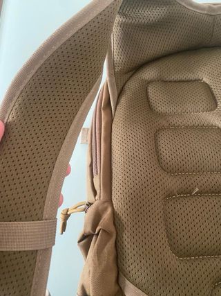 Mochila táctica 35L + funda protectora lluvia.
