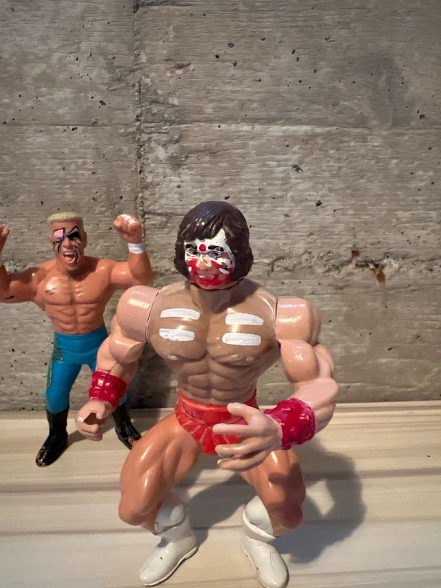 Action Figure Wrestling