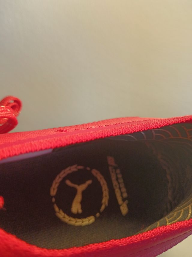 Chuteiras Puma Ultra 5 Japão
Talla 44
