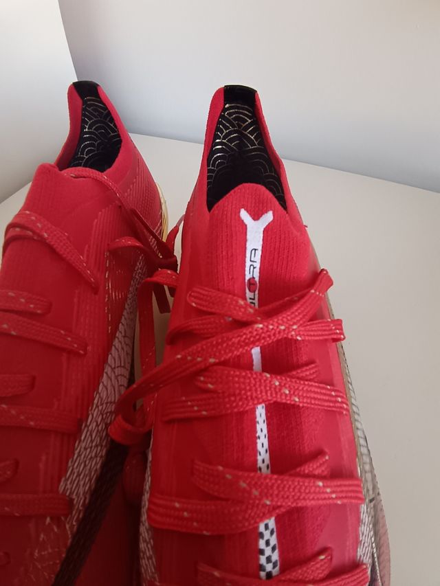 Chuteiras Puma Ultra 5 Japão
Talla 44
