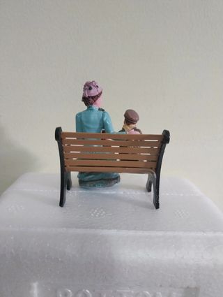 Figuras familia banco Navidad