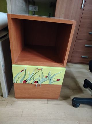 Mueble infantil madera - cajones