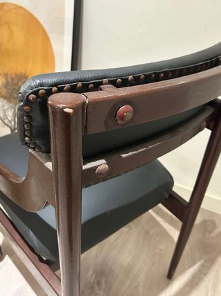 Silla vintage madera negra