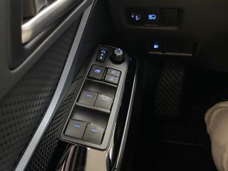 Toyota Corolla Advance 2.0 180H e-CVT HEV EL TOP!!
