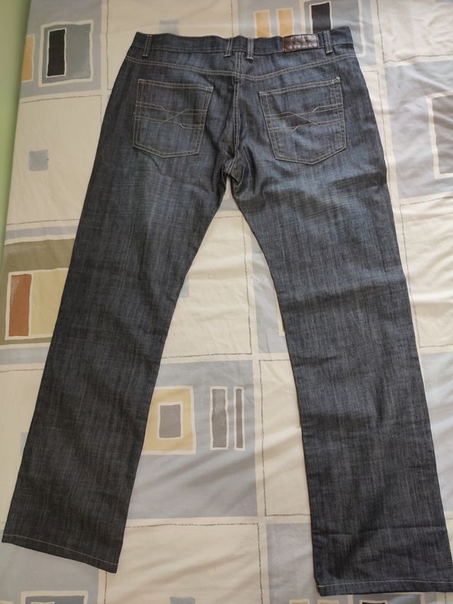Vaqueros Truhan Jeans negros