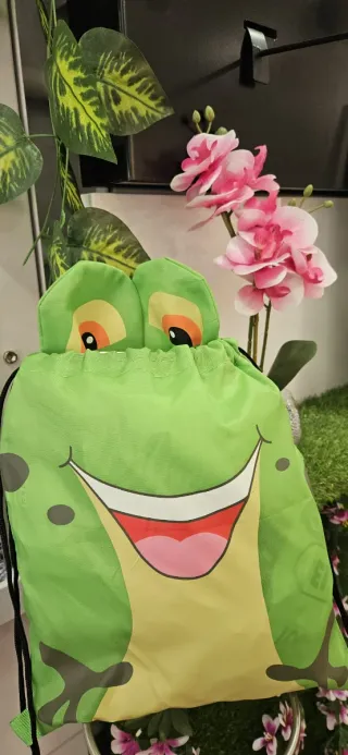 Llega la vuelta al cole! Mochila y botella