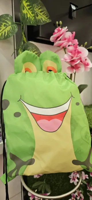 Llega la vuelta al cole! Mochila y botella