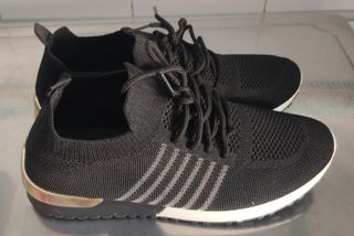 Zapatillas deportivas negras