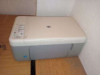 HP Deskjet F2280 - Impresora Multifunción