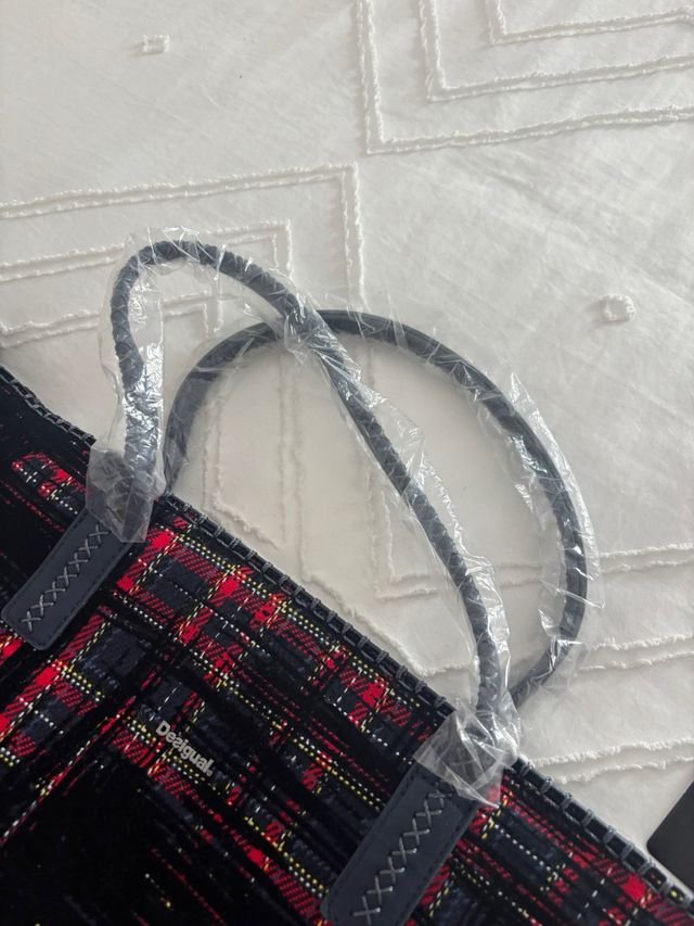 Bolso Tartán Shoping Bag • Desigual