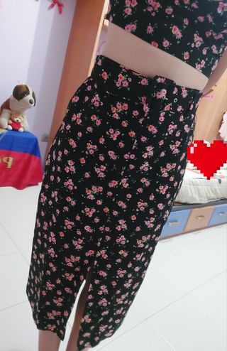 Conjunto Zara flores - Talla M