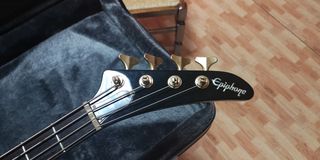 Bajo Epiphone Explorer negro