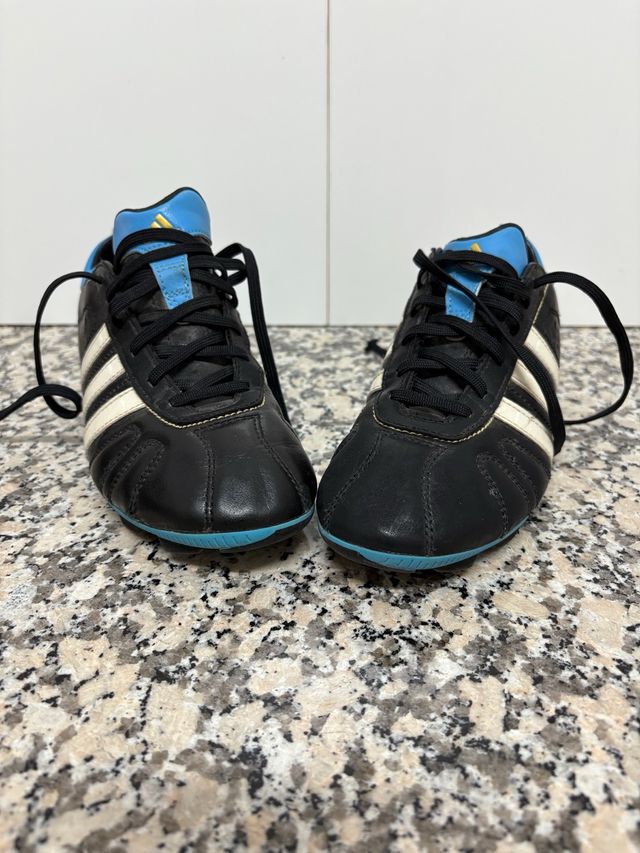 Adidas Nova Fútbol - N°38